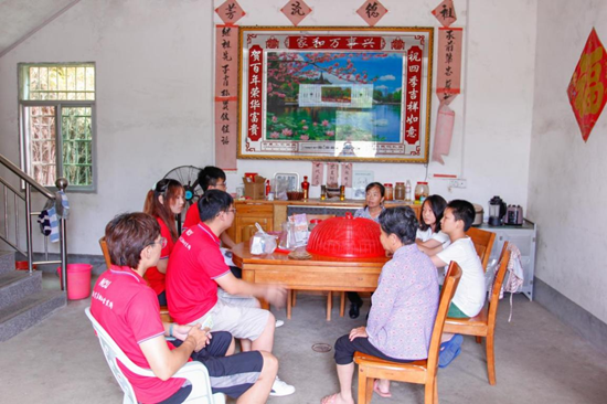 南昌大学机电工程学院赴泰和县老营盘镇开展暑期关爱留守儿童系列志愿服务活动