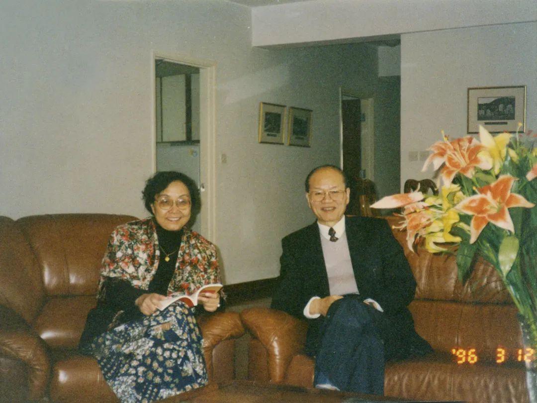 e322a969ff414d99ab905699600ffdc2.jpg